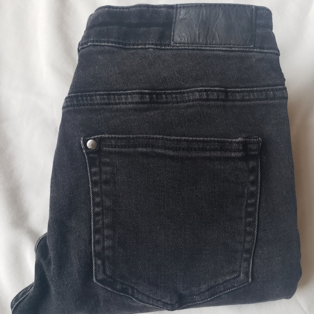 H&M • skinny low cropped ankle moto jeans - Picture 6 of 6